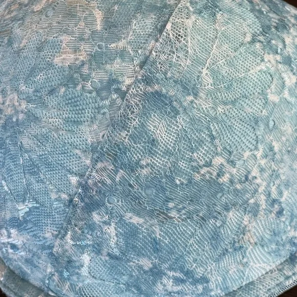 Victoria's Secret Push Up Convertible Light Blue Lace Mesh Bra - Picture 3 of 12